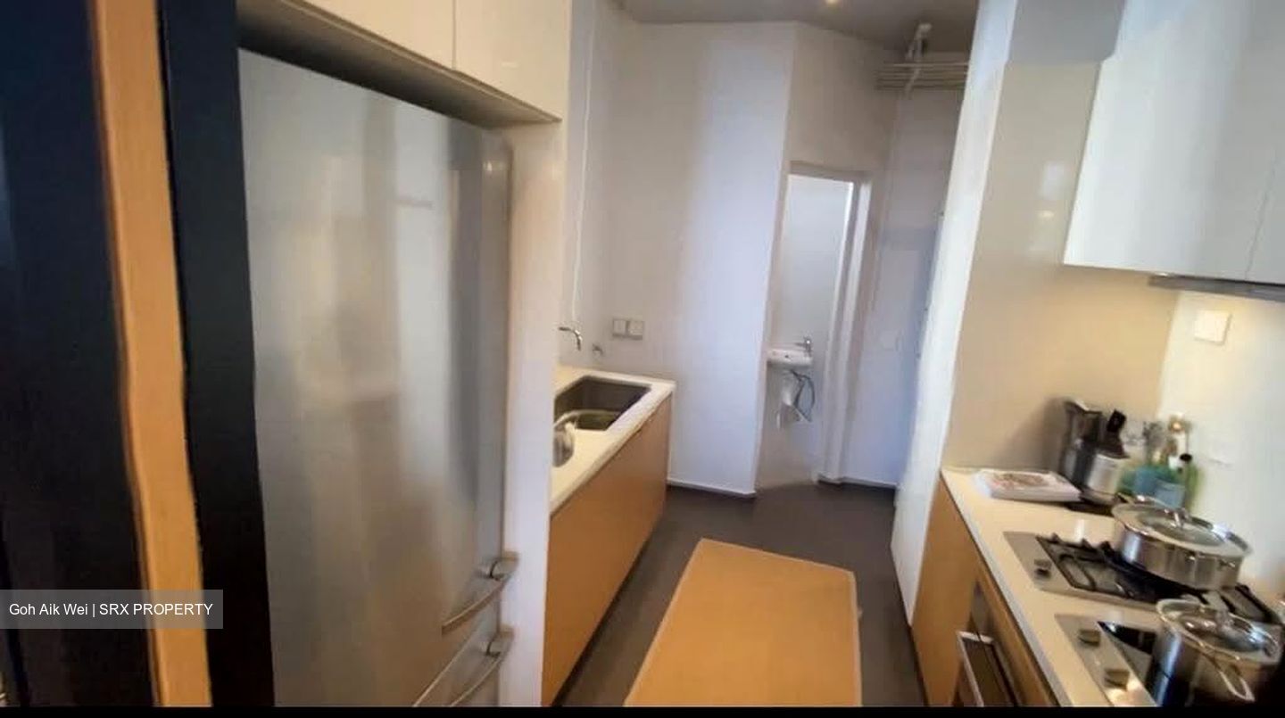 Nouvel 18 (D10), Condominium #634923771